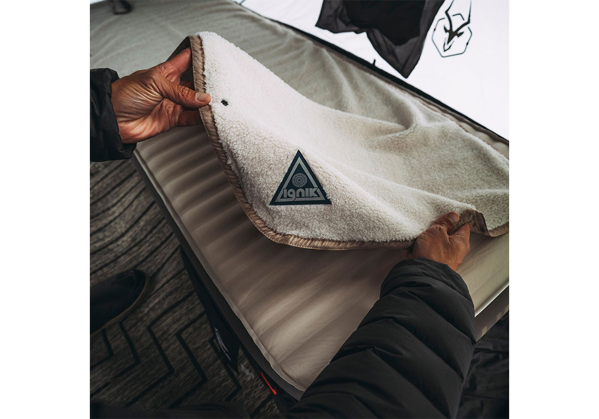 Flipside Heated Bed Cover Fleece