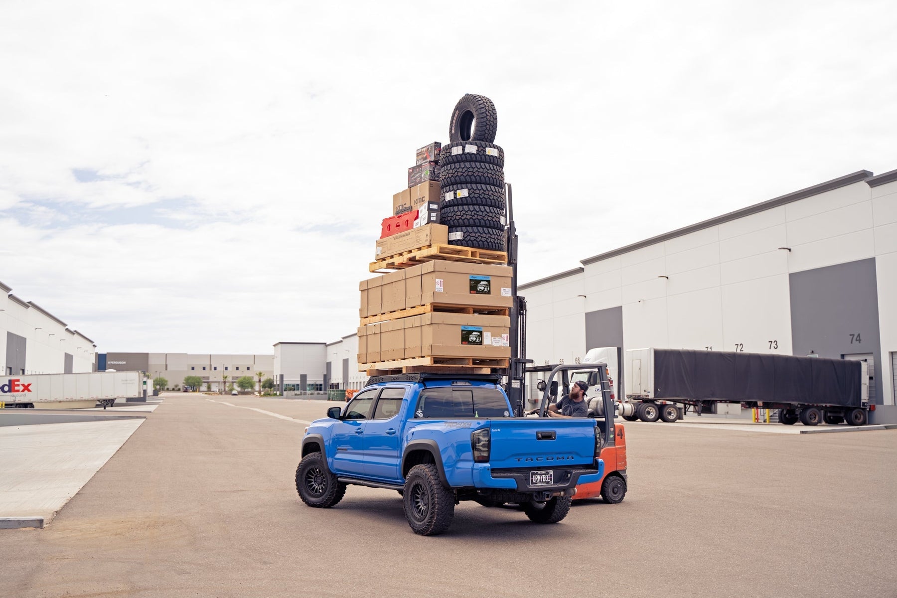 Rago Fabrication Low Profile Roof Rack for 2016-2023 Toyota Tacoma - Recon Recovery
