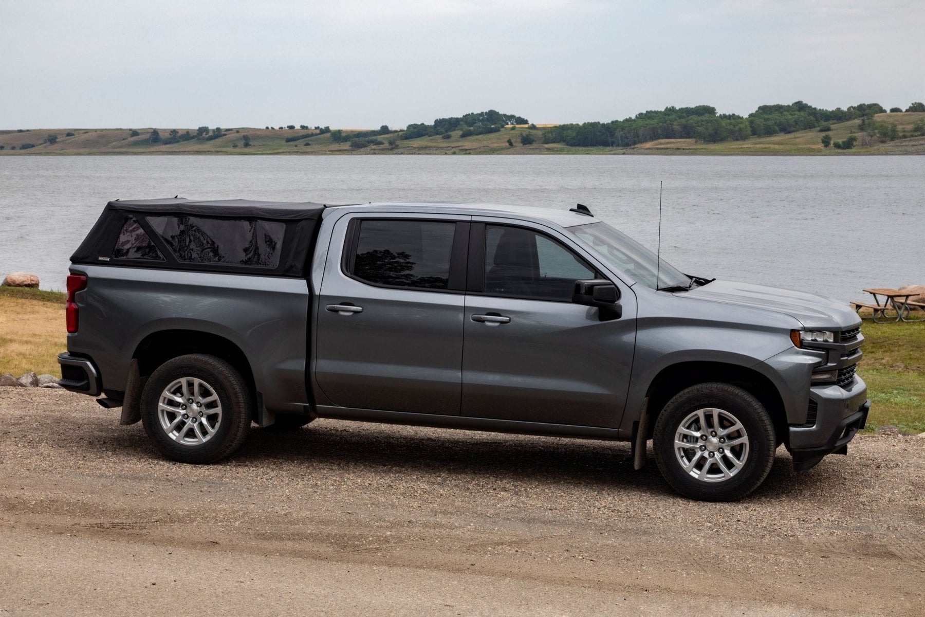 Outlander Soft Truck Cap Topper for 2019-2026 GM Silverado & Sierra 1500 5.8ft Bed - Recon Recovery