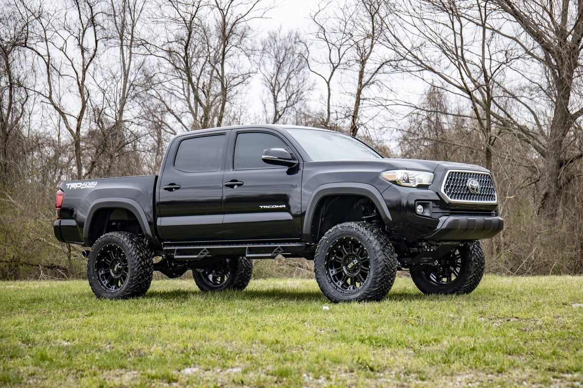 Rough Country 6 Inch Lift Kit for 2016-2023 Toyota Tacoma