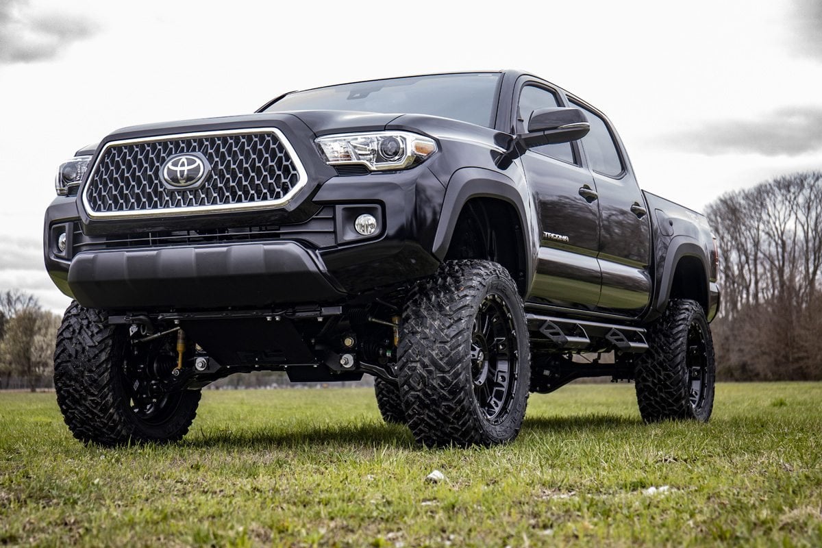 Rough Country 6 Inch Lift Kit for 2016-2023 Toyota Tacoma