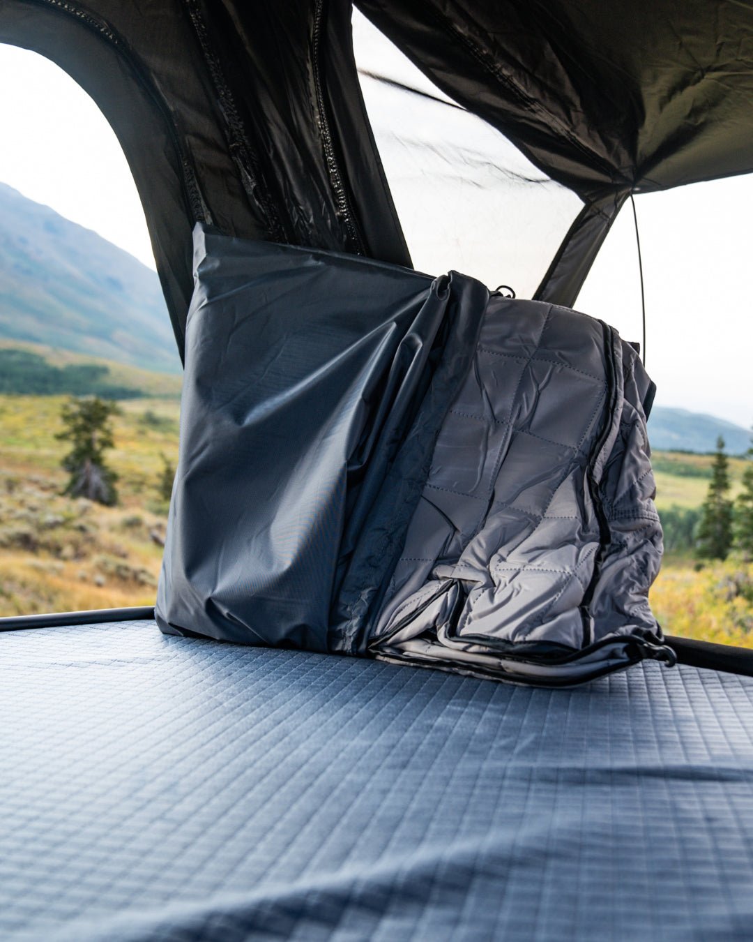 Wasatch Insulation & Cross Bars Bundle – Add Warmth + Gear Capacity to Your Roof-Top Tent