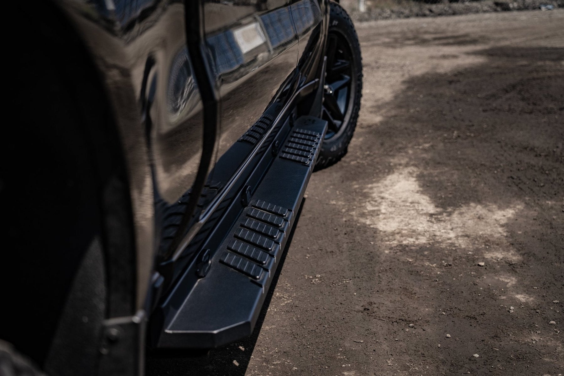 Attica 4x4 Frontier Series Running Boards for 2019-2026 GM Silverado & Sierra 1500 Crew Cab