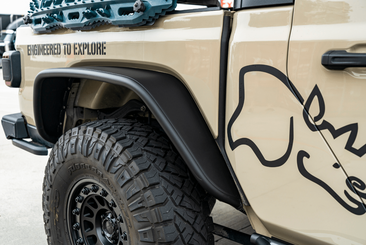 Smittybilt Rear XRC Tube Fender Pair For 2018-2026 Jeep Wrangler JL - Recon Recovery