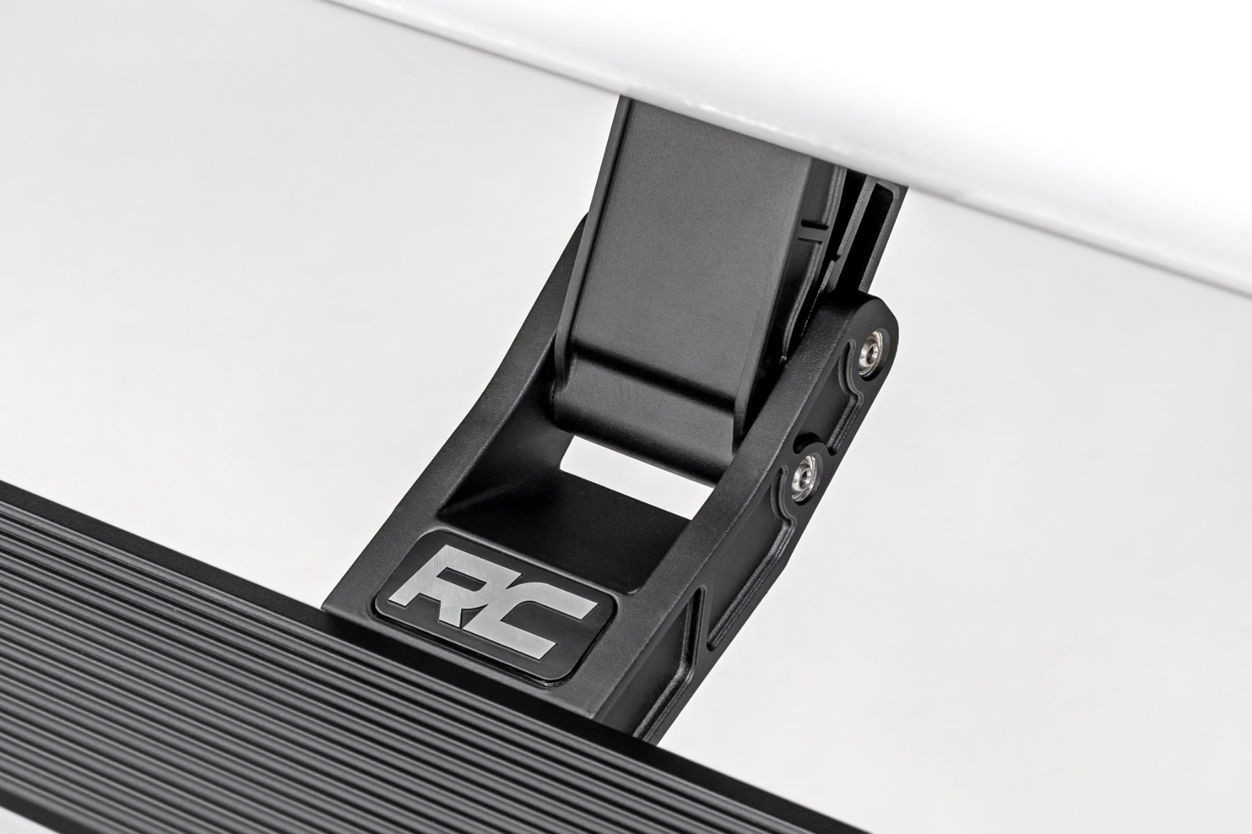 Rough Country Power Running Boards for 2015-2026 Ford F-150/Lightning/F-250 & F-350/Raptor
