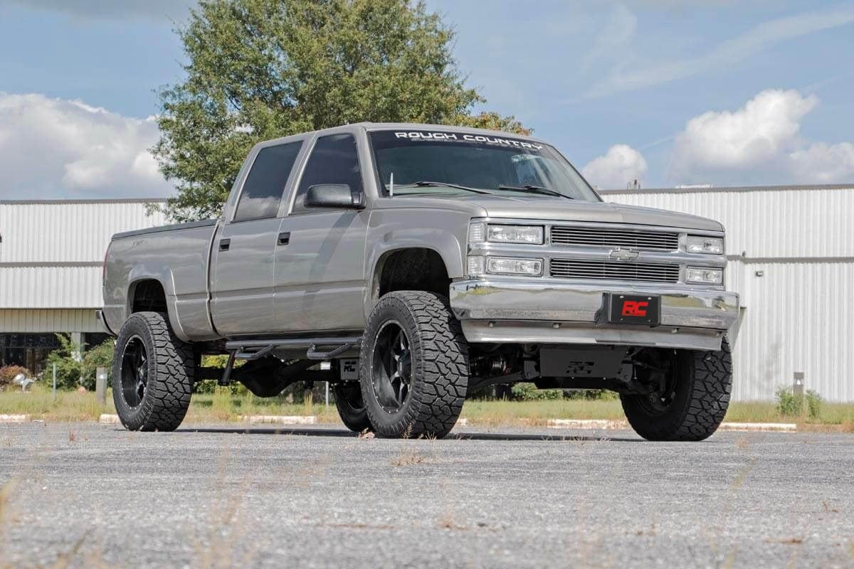 Rough Country 6 Inch Lift Kit for 1988-2000 Chevy/GMC 3/4-Ton Suburban/C2500/K2500 Truck/C3500/K3500 Truck