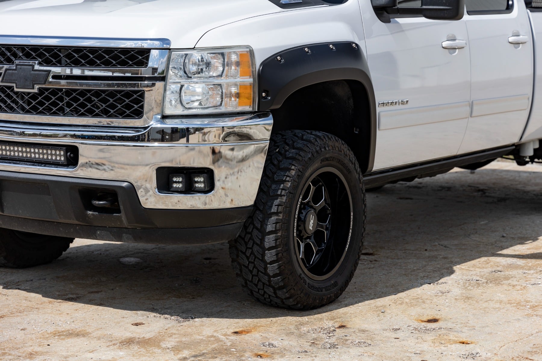 Rough Country Pocket Fender Flares for 2007-2014 Chevy Silverado 1500 & 2500HD/3500HD