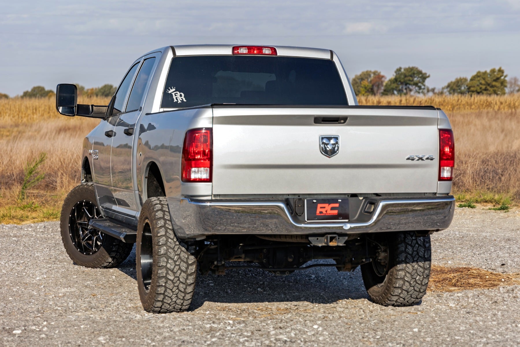 Rough Country HD2 Running Boards Ram 1500 & 2500/3500 (2010-2025 & Classic)