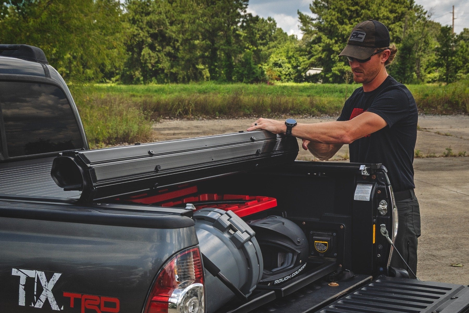 RC Low Profile Roll-Up Tonneau Cover for 2005-2015 Toyota Tacoma 5ft Bed