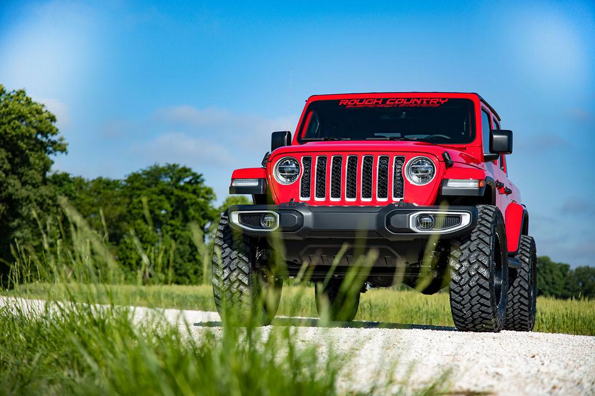 Rough Country 3.5 Inch Lift Kit for 2020-2023 Jeep Gladiator JT