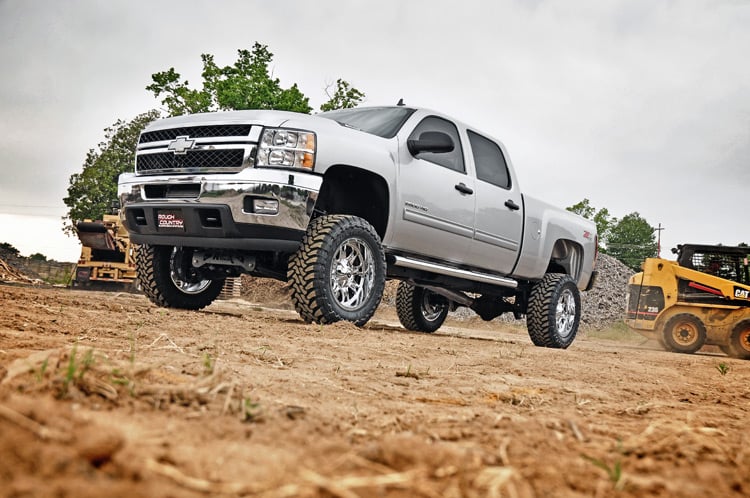 Rough Country 7.5 Inch Lift Kit for 2011-2019 Chevy/GMC 2500HD/3500HD
