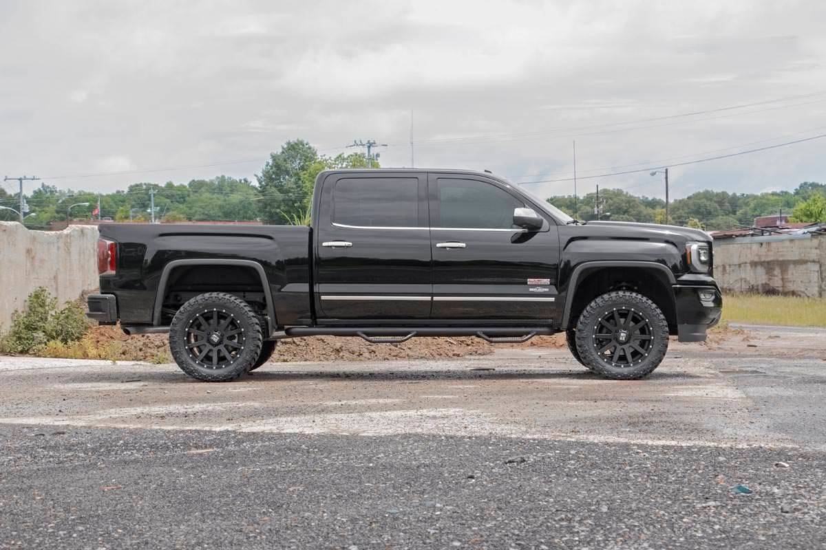 Rough Country 3.5 Inch Lift Kit for 2007-2016 Chevy/GMC 1500