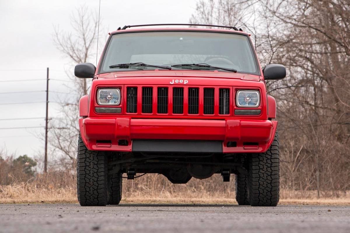 Rough Country 3 Inch Lift Kit for 1984-2001 Jeep Cherokee XJ