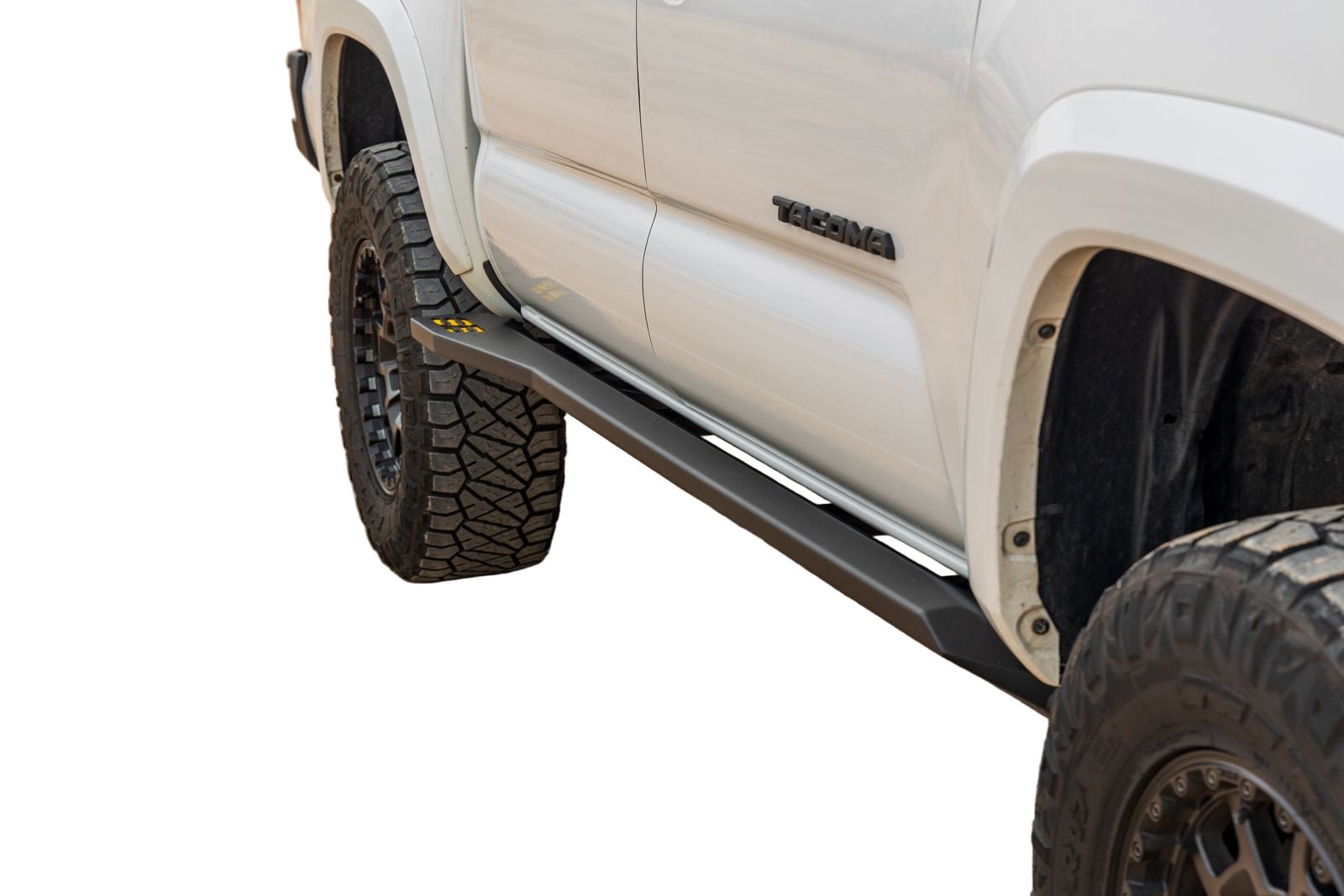 Smittybilt Frame Mounted Rock Sliders for 2016–2023 Toyota Tacoma