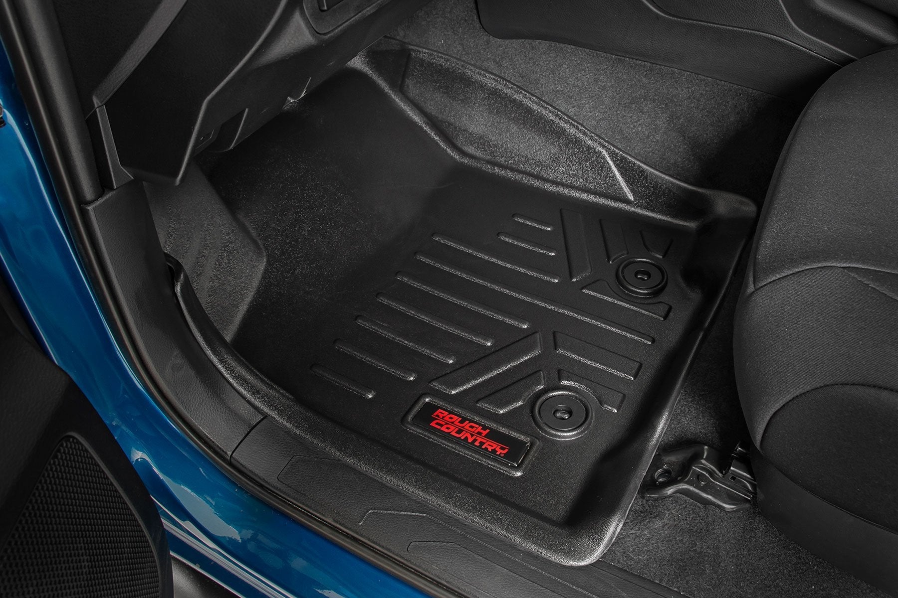 Rough Country Floor Mats | Front & Rear | Extended Cab | Silverado Sierra 1500/2500HD/3500HD 2WD/4WD ( 2014-2019)