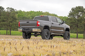 Rough Country 6 Inch Lift Kit for 2007-2015 Toyota Tundra