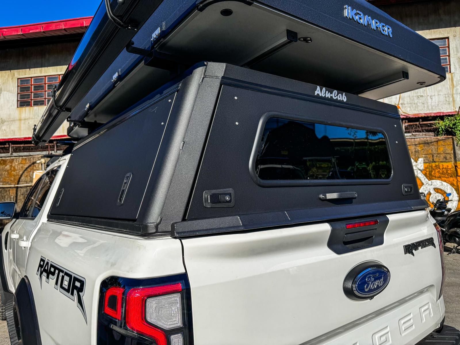 Alu-Cab Explorer Bed Cap for 2015-2022 Chevy Colorado & GMC Canyon 5ft Bed